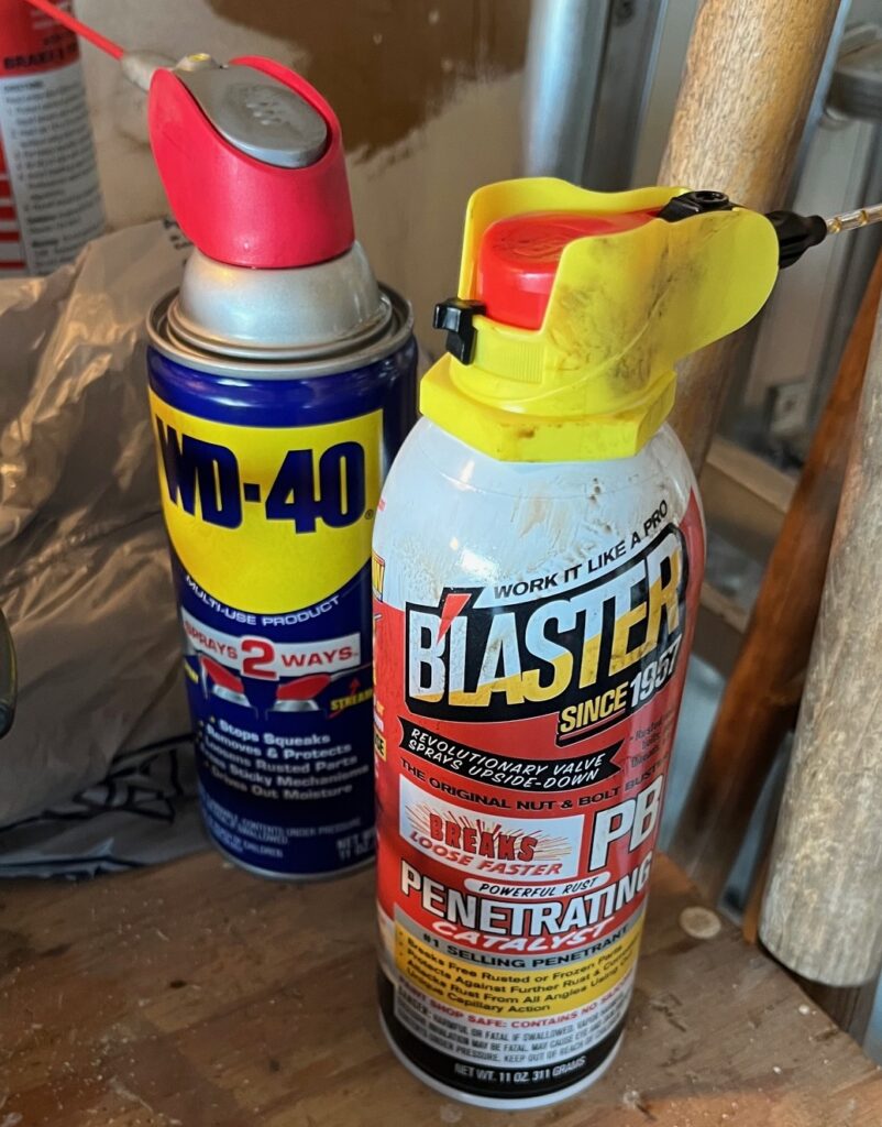 Blaster WD-40 for gear removal