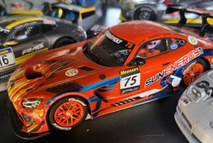 Best Buys Carrera 1/32 Slot Car Red Mercedes Sun Energy